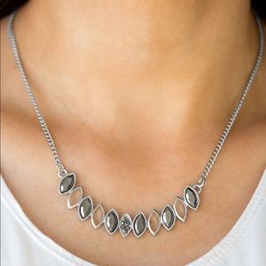 Paparazzi Necklace & Bracelet Set